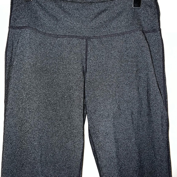 Prana 7/8 Length Wide Leg Active Capris - Picture 3 of 7